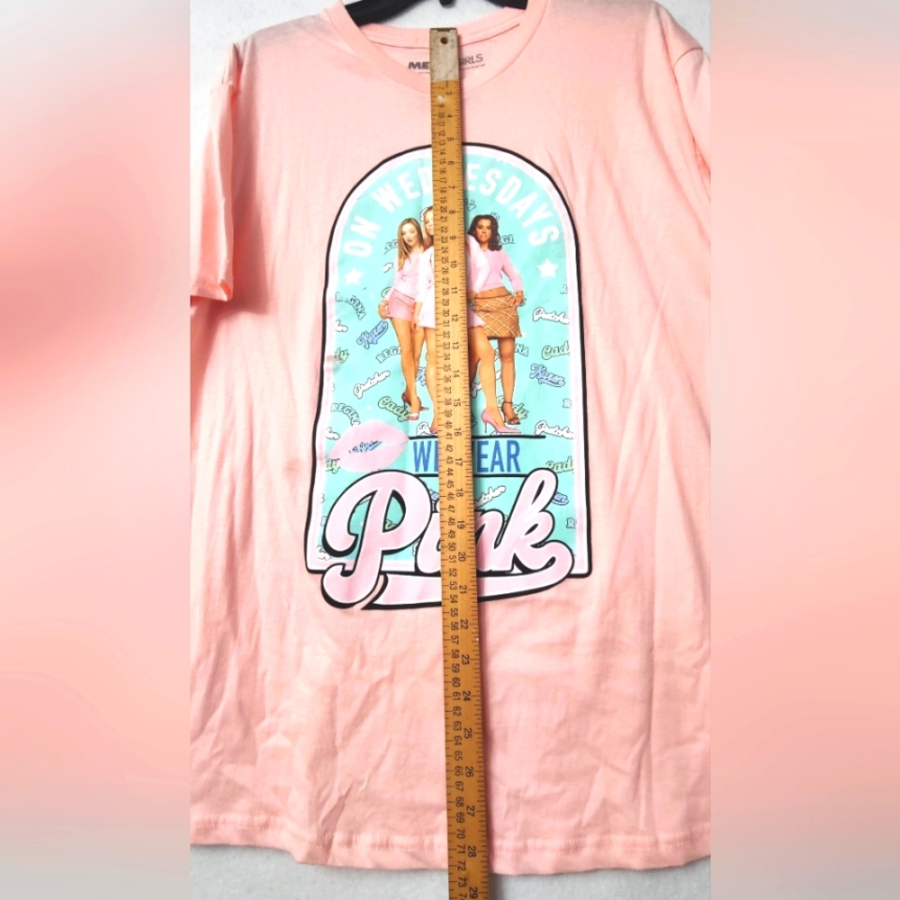 Mean Girls"On‎ Wednesday We Wear Pink T-shirt - Size L - Picture 5 of 6